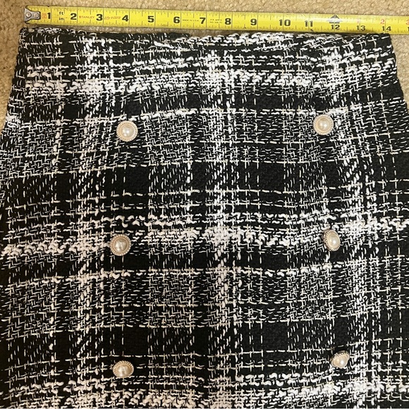 Classy black plaid pattern tweed skirt size S - Picture 6 of 6